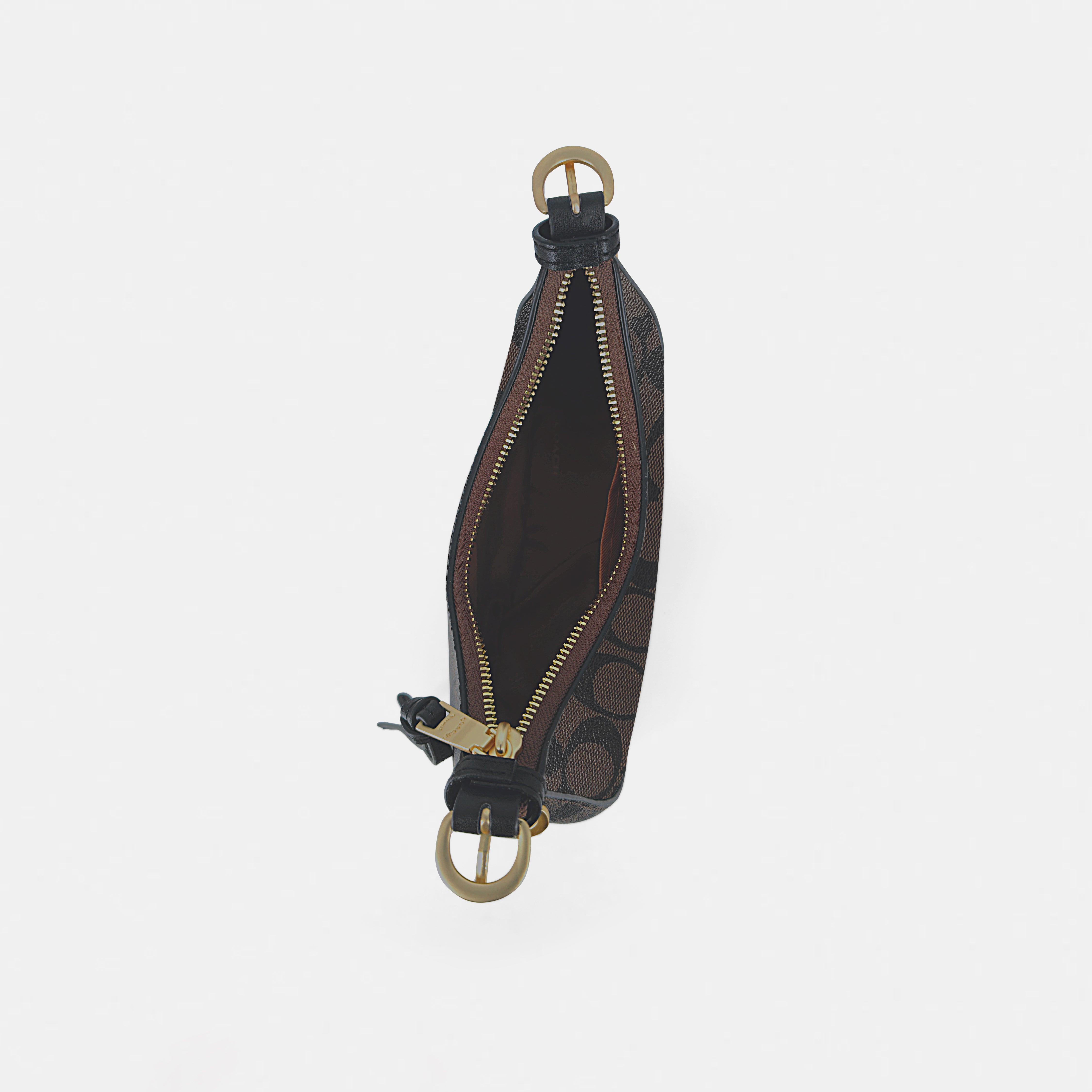 Everyday Elegance: Coach-Inspired Leather Shoulder Bag