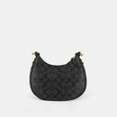 Classic Americana: Coach-Inspired Shoulderbag