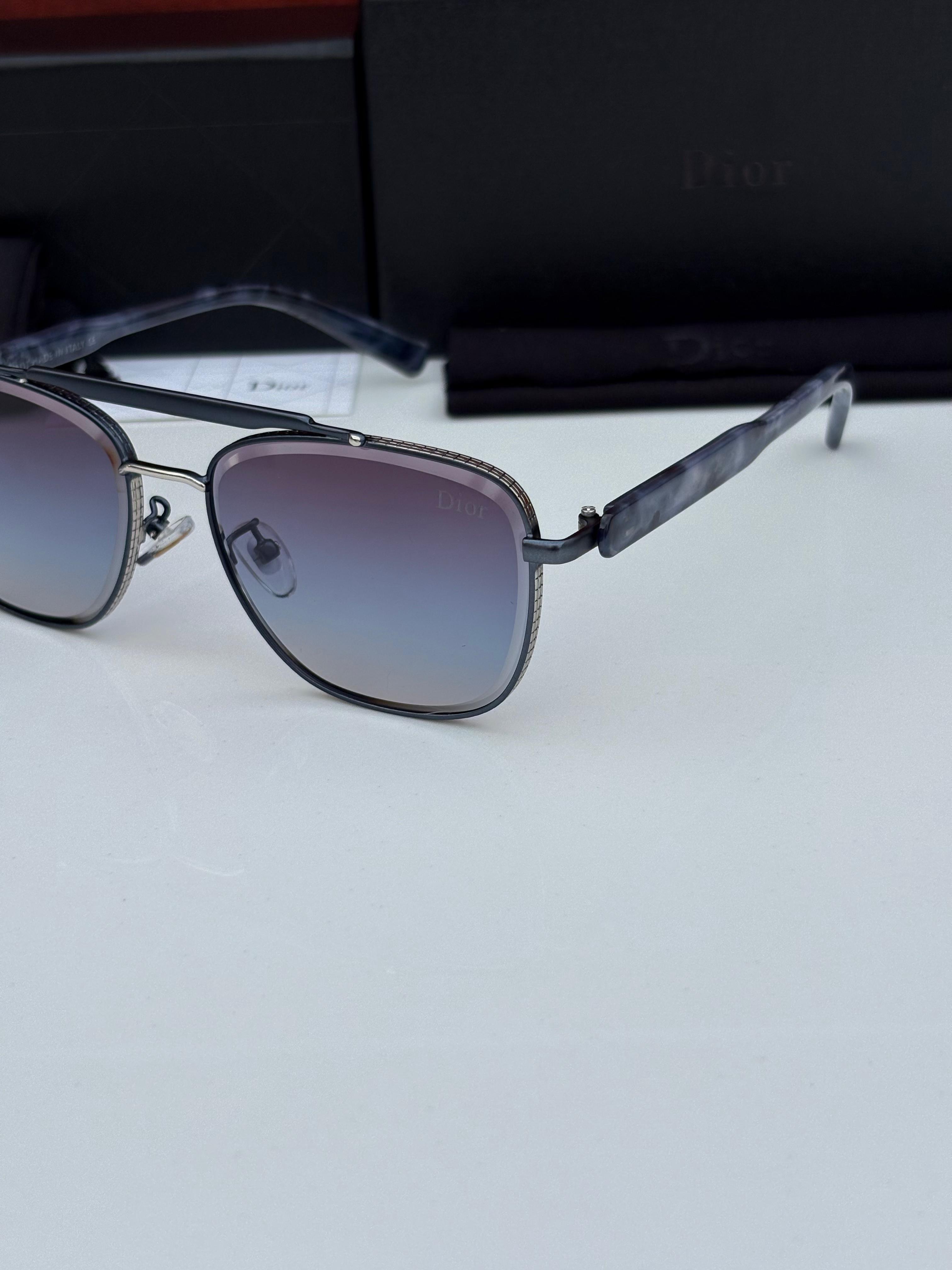 Dior_black_shaded_Sunglasses